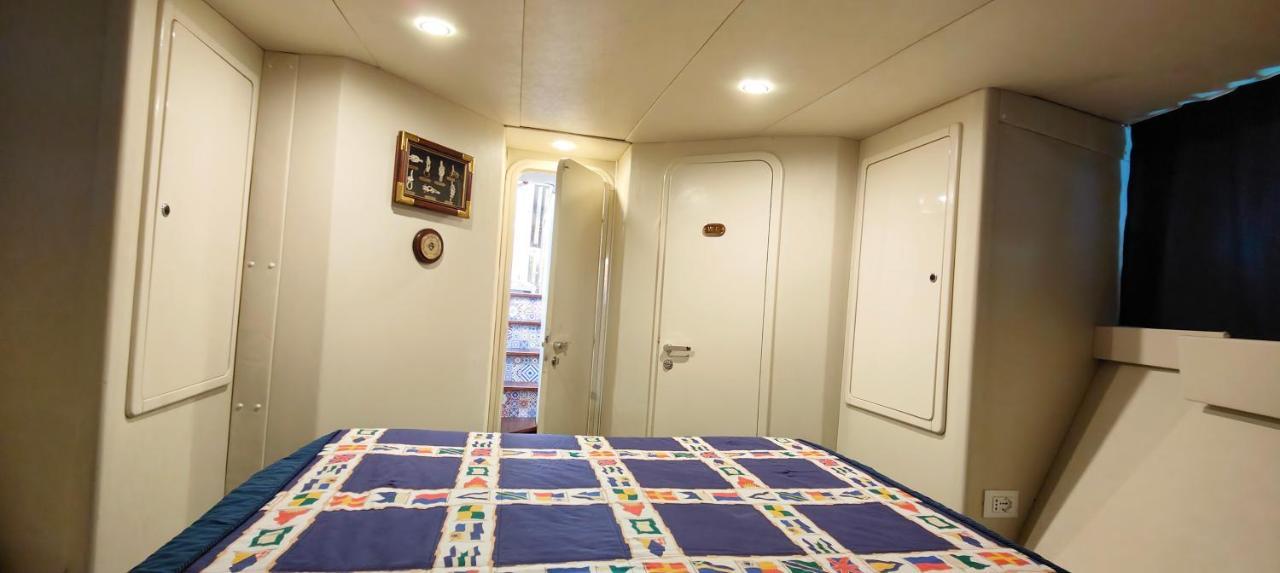 Hotel Panaby - House Boat à Palerme Extérieur photo